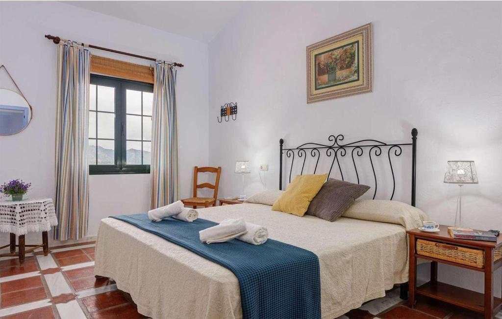 Вилла Cortijo Los Madronos Фрихилиана Экстерьер фото